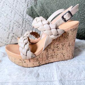 Elegant Braided Wedge Sandals - Cream-beige